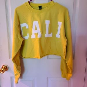 Medium Cropped Sweatshirt